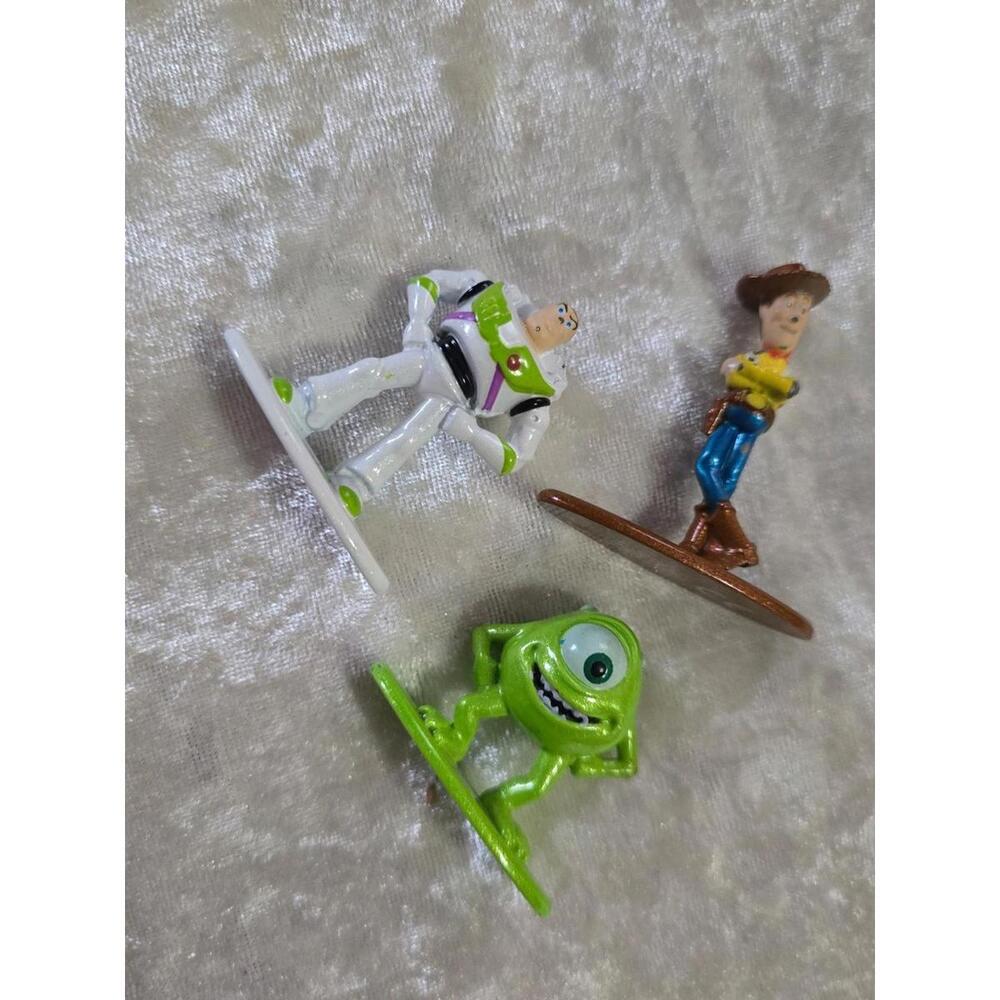 Disney lot of 3 small metal figures